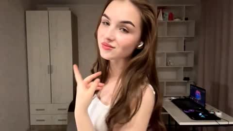 Rina online show from October 16, 2025, 6:09 pm