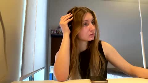 Joan  online show from January 18, 2026, 11:03 am