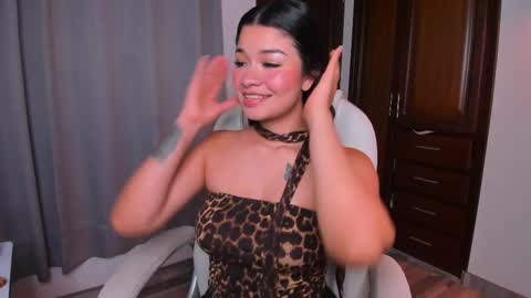 instagram fernandatoloza01  online show from February 23, 2026, 3:59 am