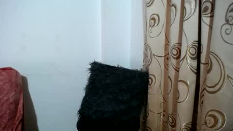 Merlina online show from March 6, 2025, 4:49 pm