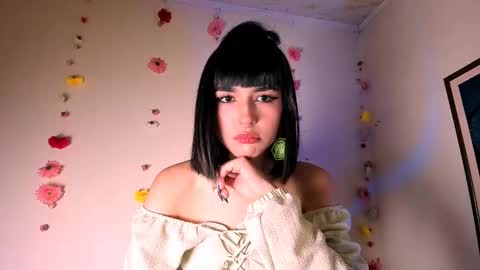 Snapshot of merlynn_ chatting on December 1, 2024, 9:15 pm Diane 3 online show from December 1, 2024, 9:15 pm
