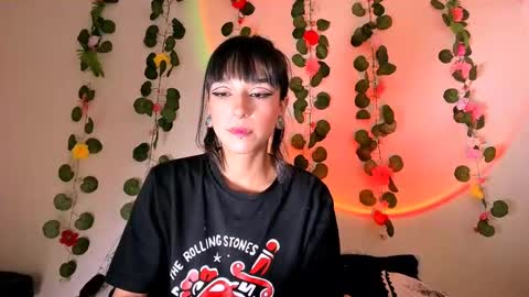 Snapshot of merlynn_ chatting on March 6, 2025, 6:41 am Diane 3 online show from March 6, 2025, 6:41 am
