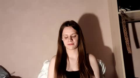 Aurora online show from April 17, 2026, 7:50 pm