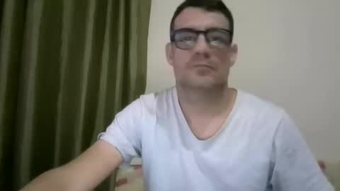 Nerd Latino online show from November 10, 2025, 1:26 am