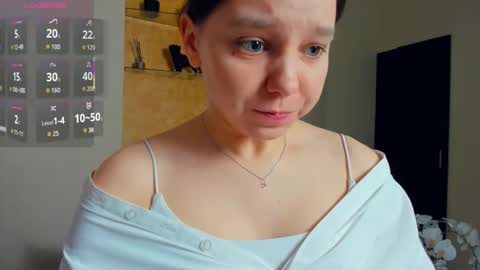 Lollita online show from September 10, 2025, 11:43 am