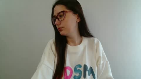 Jessica online show from October 23, 2025, 8:13 am