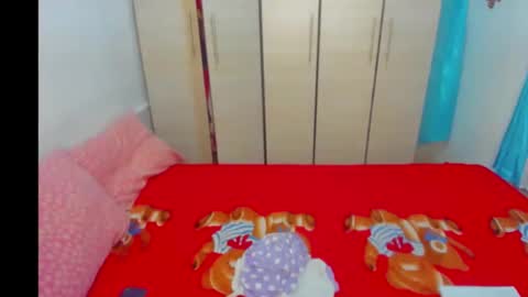 metisha_suhi online show from March 2, 2025, 1:16 pm