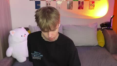 Arthur online show from May 6, 2026, 6:13 pm