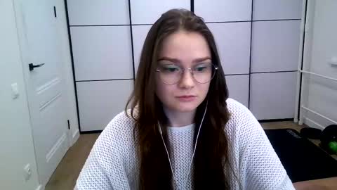 Meumn online show from April 10, 2026, 6:12 pm