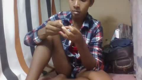 Snapshot of mevasoa chatting on May 14, 2026, 4:19 am mevasoa online show from May 14, 2026, 4:19 am