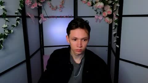 Snapshot of meverik_oushen chatting on July 2, 2026, 8:59 pm MEVERIK OUSHEN online show from July 2, 2026, 8:59 pm