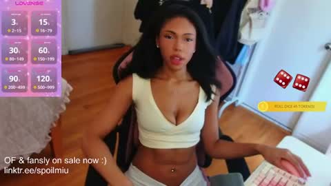Snapshot of mew2wo chatting on July 3, 2026, 9:54 pm mew2wo online show from July 3, 2026, 9:54 pm