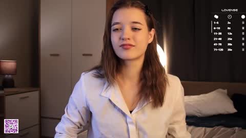 Megan online show from September 18, 2025, 5:42 am