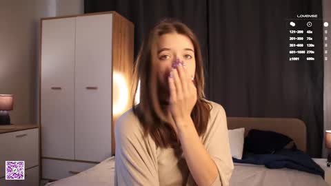 Megan online show from September 19, 2025, 6:04 am
