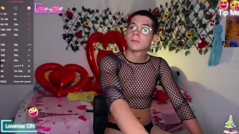 Snapshot of mexican_cum chatting on February 18, 2025, 5:53 am Jhon online show from February 18, 2025, 5:53 am