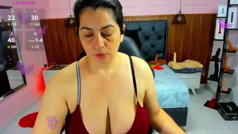 meylagia online show from March 3, 2026, 2:50 am