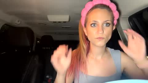 mezzy69 online show from February 12, 2025, 9:31 am