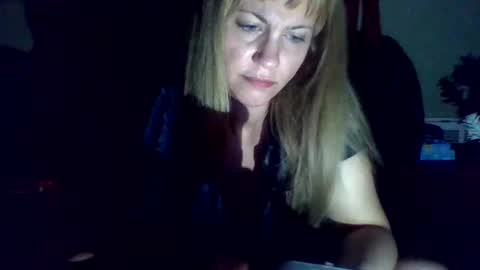 mezzy69 online show from October 27, 2025, 8:40 am