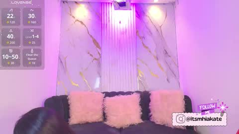 Mhia Kate online show from November 19, 2025, 12:05 pm