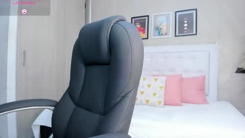 Mhonika online show from October 6, 2025, 12:35 pm