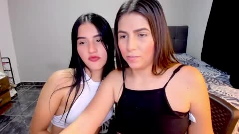 Snapshot of mia_18nice chatting on May 31, 2026, 8:21 pm mia_18nice online show from May 31, 2026, 8:21 pm