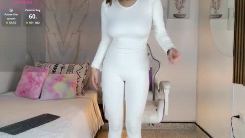 Mia Blonde online show from December 20, 2025, 8:16 pm