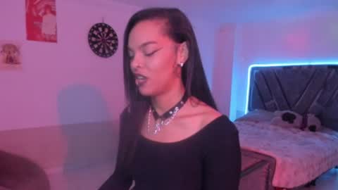 Mia Gates online show from July 12, 2026, 10:12 pm