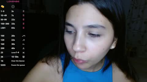 Mia online show from December 19, 2024, 4:13 am