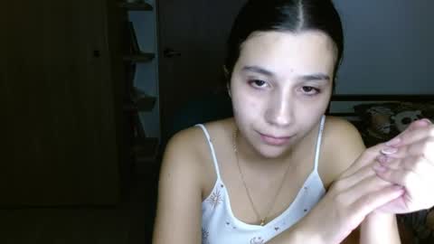Snapshot of mia__lopez_ chatting on April 29, 2026, 4:05 am Mia online show from April 29, 2026, 4:05 am