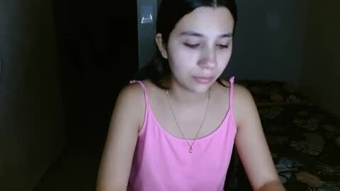Snapshot of mia__lopez_ chatting on May 27, 2026, 4:20 am Mia online show from May 27, 2026, 4:20 am