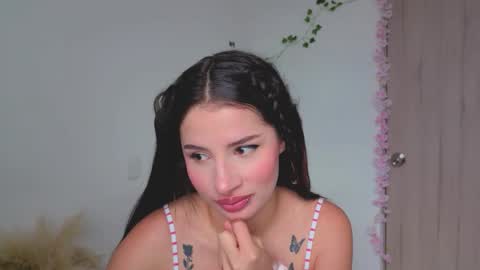 Mia adams  online show from October 3, 2025, 6:16 pm