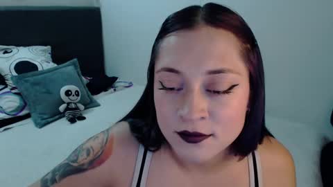 mia online show from January 29, 2025, 9:07 pm