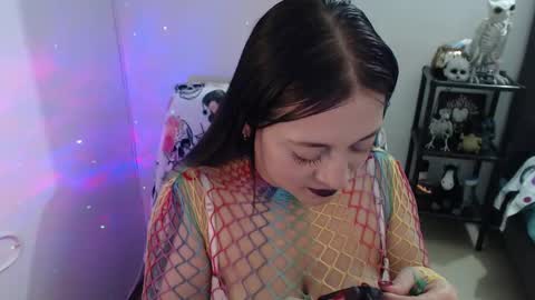 mia online show from January 31, 2025, 2:04 am