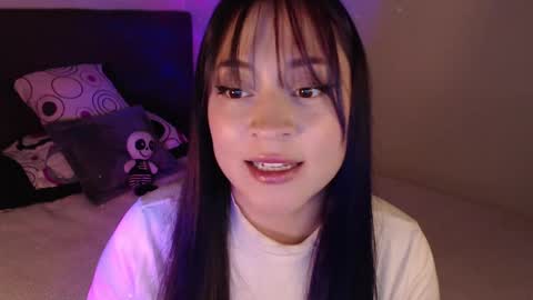 mia online show from February 3, 2025, 10:21 pm