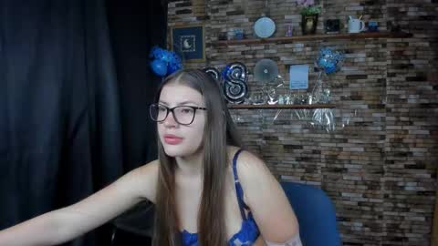 Mia and vincentt model indepent online show from September 12, 2025, 4:01 am