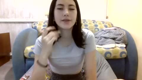 mia_beauti_live online show from July 13, 2026, 9:56 am