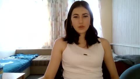 mia_beauti_live online show from August 8, 2026, 11:56 am