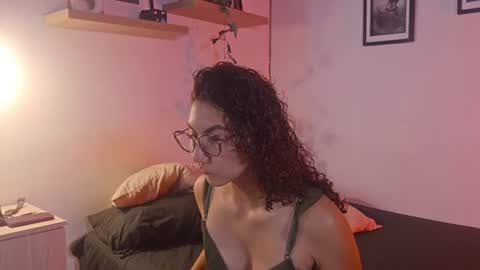 Snapshot of mia_belmont chatting on July 14, 2026, 1:08 am Belmont and Mia online show from July 14, 2026, 1:08 am