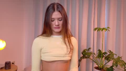 Snapshot of mia_benett_ chatting on July 3, 2026, 1:50 pm Mia Benett online show from July 3, 2026, 1:50 pm