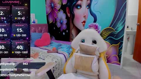 Snapshot of mia_bigtits_17 chatting on February 15, 2025, 6:23 am Mia online show from February 15, 2025, 6:23 am