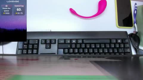 MIA CARTER online show from October 7, 2025, 7:44 pm