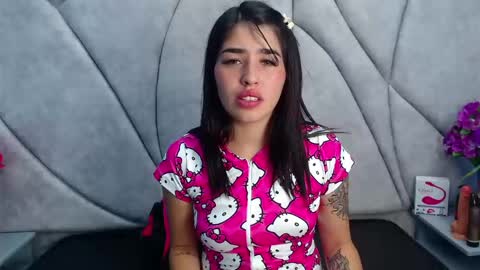 mia_charlothe online show from December 5, 2024, 6:32 am