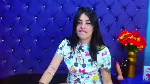 mia_charlothe online show from January 22, 2025, 9:13 am