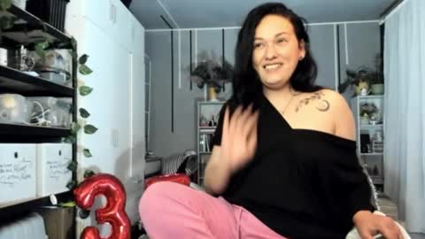 MIA online show from December 9, 2024, 8:12 pm