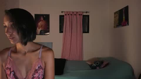 Mia Sandoval online show from February 16, 2026, 6:59 pm