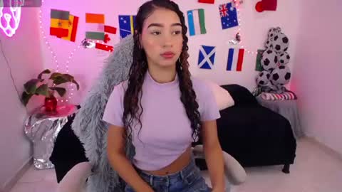 Snapshot of mia_cute_girl chatting on July 12, 2026, 12:18 pm mia_cute_girl online show from July 12, 2026, 12:18 pm