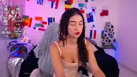 Snapshot of mia_cute_girl chatting on July 14, 2026, 12:11 pm mia_cute_girl online show from July 14, 2026, 12:11 pm