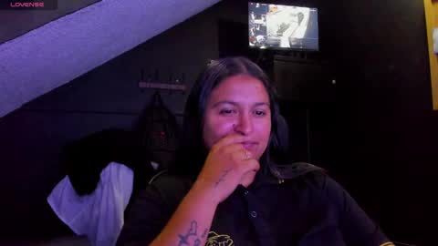 Mia daniela  online show from October 13, 2025, 11:27 pm