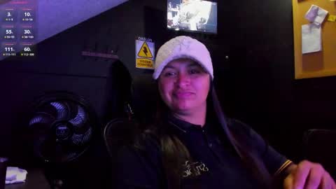 Mia daniela  online show from October 21, 2025, 2:45 am