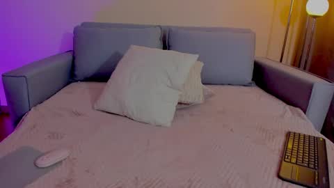 Snapshot of mia_daniellshot chatting on February 28, 2026, 2:51 pm Sarah Luna online show from February 28, 2026, 2:51 pm